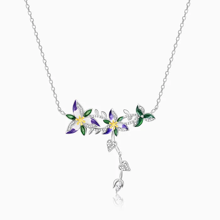 women crystal pendant necklaces -Silver Trillium Necklace