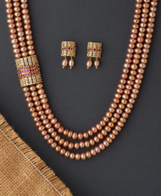 women trendy necklaces -Trendy Stone Studded Pearl Necklace Set