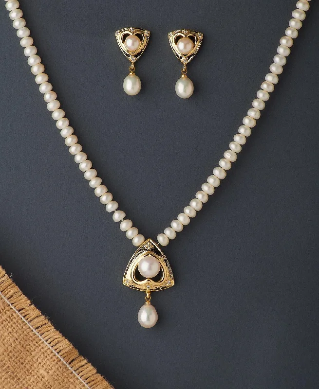 women moonstone necklaces -Tricon Real Pearl Necklace Set