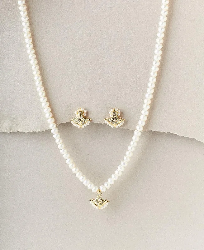 women opal necklaces -Trendy White Pearl Necklace Set