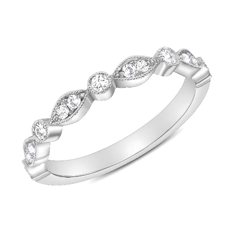 women eco-friendly engagement rings -Carousel Round Diamond Ring