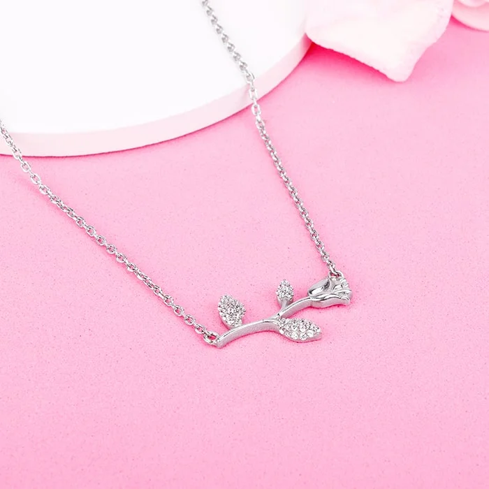 women fashion necklaces -Silver Zircon Studded Rose Necklace