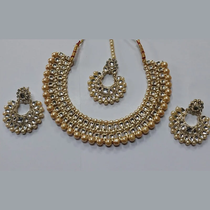 women romantic necklaces -Kumavat Jewels Pearl Necklace Set