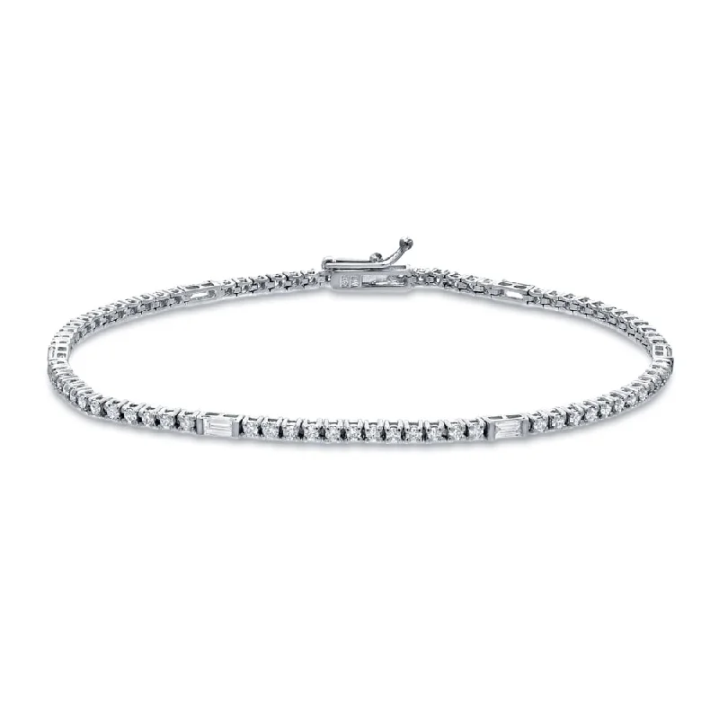 women trendy bracelets -Auriya 18k White Gold 1 1/2ct TDW Round Diamond Tennis Bracelet (G-H, SI1-SI2)