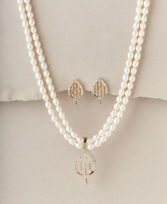 women anniversary gift necklaces -Vintage Real Pearl Necklace Set